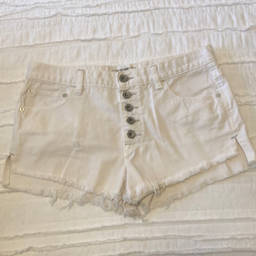 Free People. White Denim Shorts.